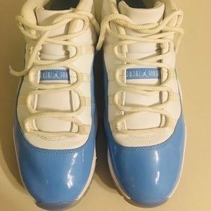 Jordan Retro 11 low University Blue, size 13